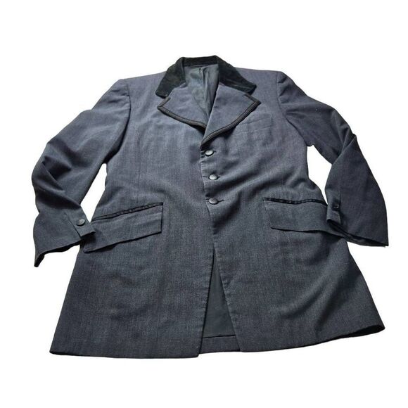 Vintage Prince Edward Lord West Grey with green Velvet collar/ Satin Peak Lapel